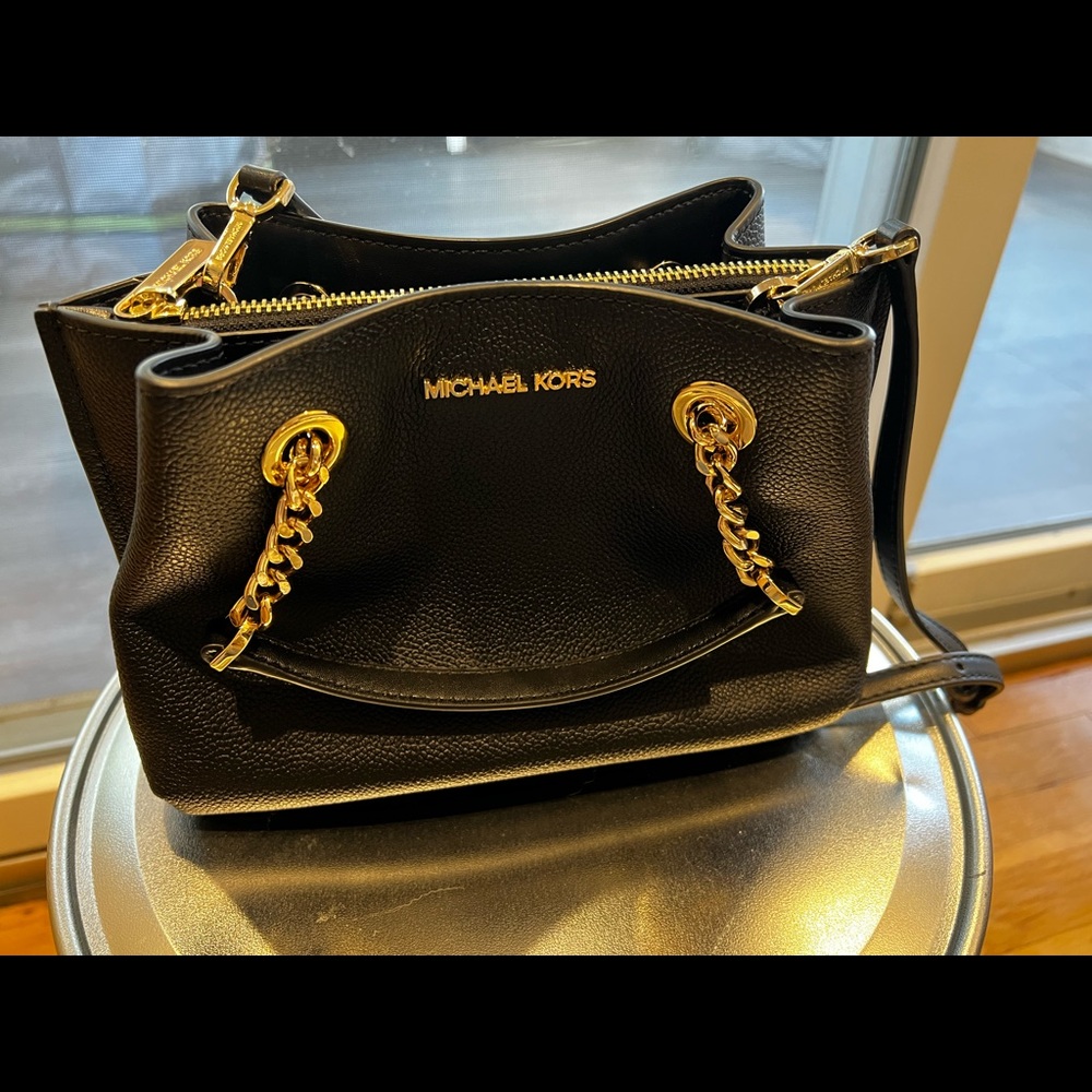 Michael Kors Teagan Small Crossbody/Satchel (NWT)